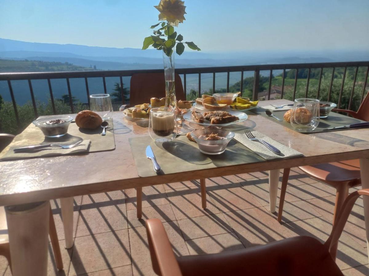 La Terrazza In Collina Bed and Breakfast Cavalo Buitenkant foto