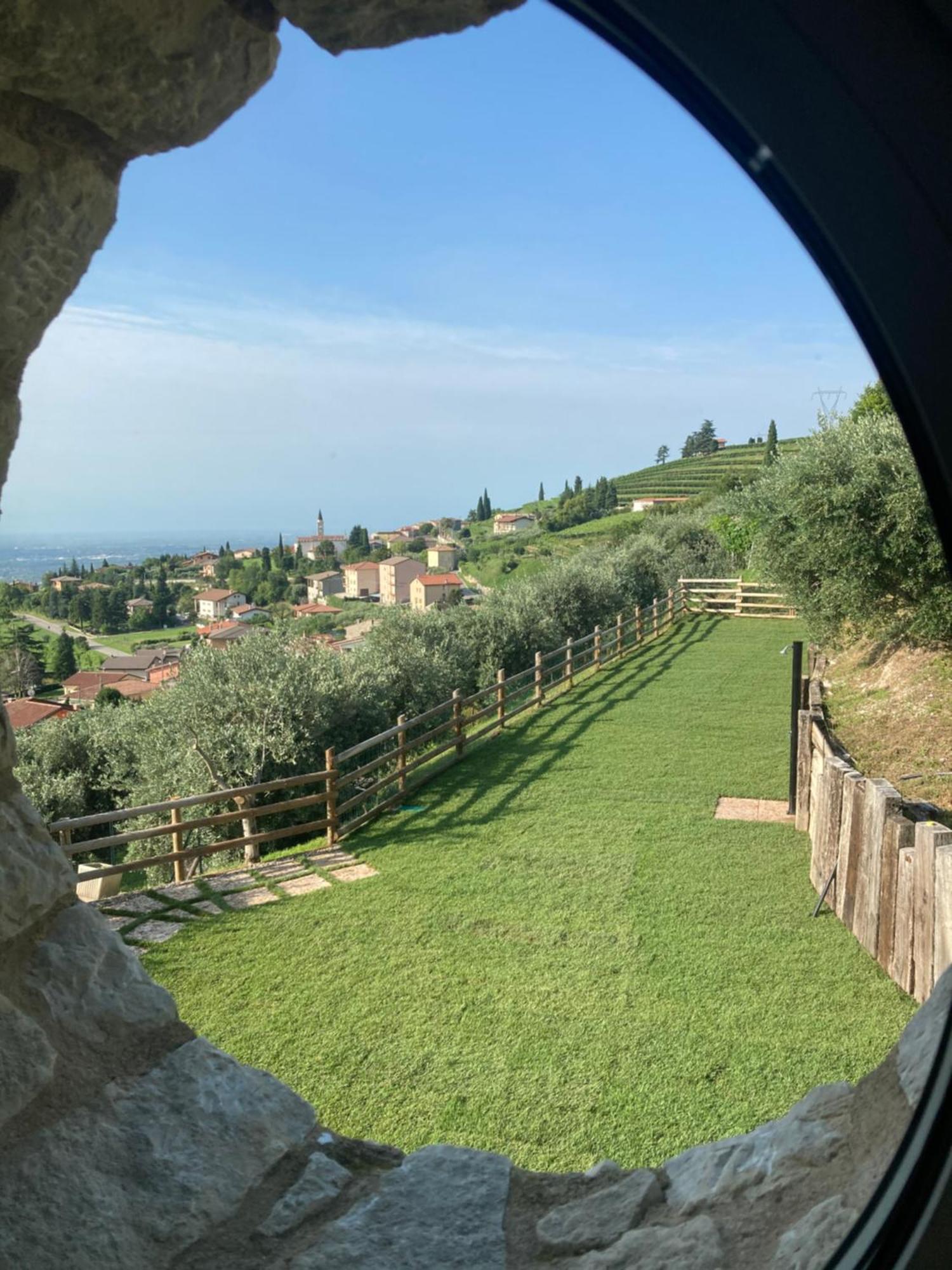 La Terrazza In Collina Bed and Breakfast Cavalo Buitenkant foto
