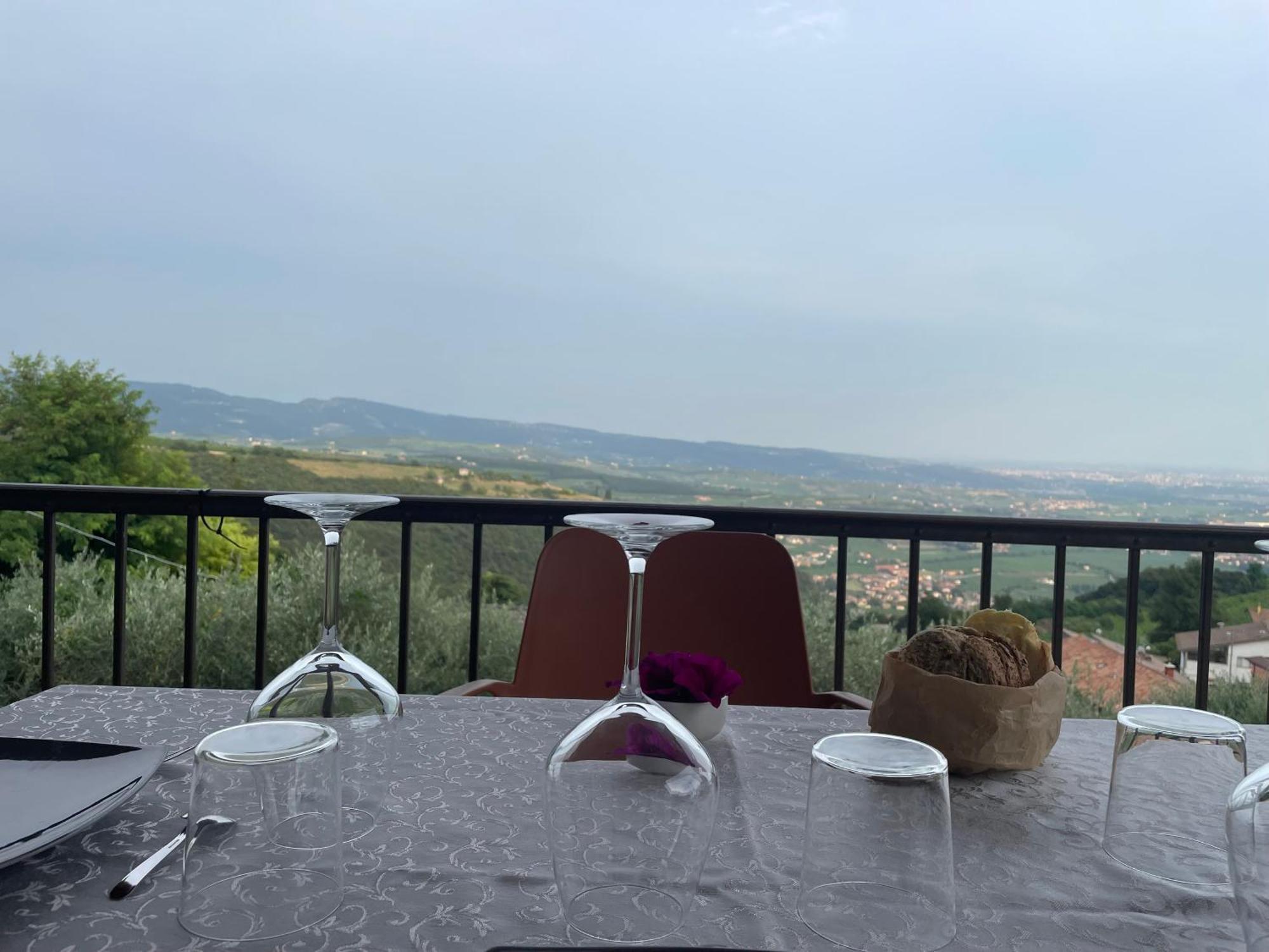 La Terrazza In Collina Bed and Breakfast Cavalo Buitenkant foto